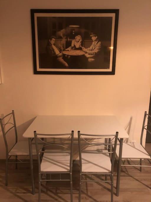 Eine 2 Zimmer Ferienwohnung Muenster City Kültér fotó